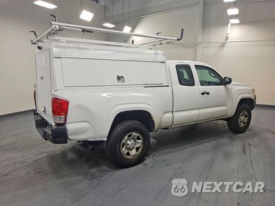 Trzecie zdjęcie samochodu z tyłu: 2016 TOYOTA TACOMA SR VIN:5TFRX5GN5GX062545 - miniatura