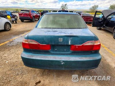 Zdjęcie 6 z 12 samochodu: 1999 HONDA ACCORD EX VIN:1HGCG5650XA027116 - miniatura