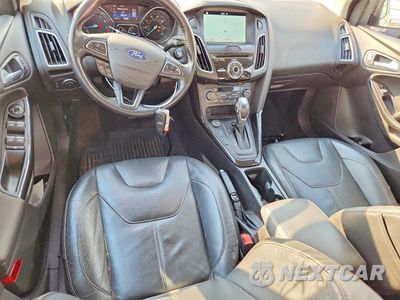 Zdjęcie 8 z 12 samochodu: 2016 FORD FOCUS TITANIUM VIN:1FADP3N28GL256510 - miniatura