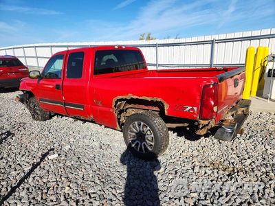 Drugie zdjęcie samochodu z przodu: 2004 CHEVROLET SILVERADO K1500 VIN:1GCEK19T34E282615 - miniatura