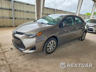 2017 TOYOTA COROLLA LE 5YFBURHE2HP662391 - główne zdjęcie licytacji z USA - miniatura