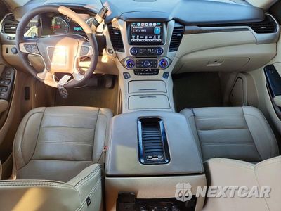 Zdjęcie 8 z 14 samochodu: 2018 GMC YUKON XL DENALI VIN:1GKS2HKJ6JR365646 - miniatura