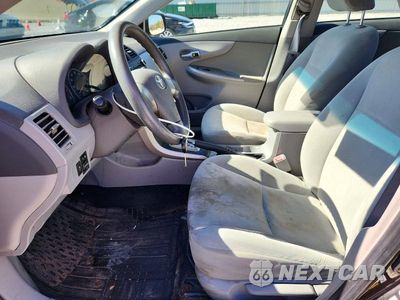 Zdjęcie 7 z 12 samochodu: 2010 TOYOTA COROLLA LE VIN:1NXBU4EE1AZ173332 - miniatura
