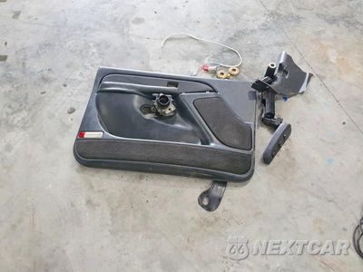 Zdjęcie 12 z 13 samochodu: 2001 CHEVROLET SILVERADO K2500 HEAVY DUTY VIN:1GCHK29171E335278 - miniatura