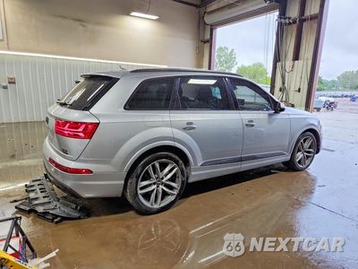 Trzecie zdjęcie samochodu z tyłu: 2018 AUDI Q7 PRESTIGE VIN:WA1VAAF70JD054898 - miniatura