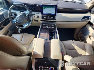 Zdjęcie 8 z 13 samochodu: 2018 LINCOLN NAVIGATOR L RESERVE VIN:5LMJJ3LT7JEL14170 - miniatura