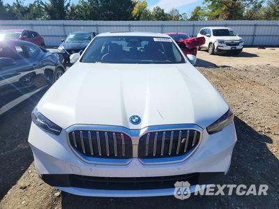 Piąte zdjęcie samochodu w środku: 2025 BMW I5 XDRIVE 40 VIN:WBY13HG07SCS52179 - miniatura
