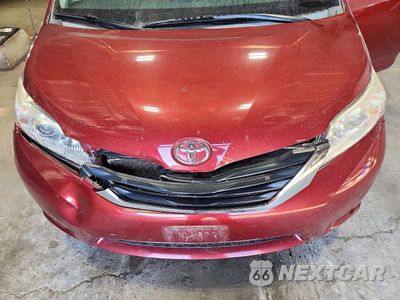 Zdjęcie 12 z 13 samochodu: 2013 TOYOTA SIENNA LE VIN:5TDKK3DC2DS289443 - miniatura