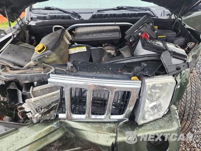 Zdjęcie 12 z 14 samochodu: 2008 JEEP COMMANDER SPORT VIN:1J8HG48K28C101653 - miniatura
