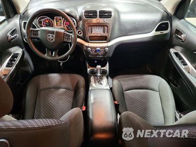 Zdjęcie 8 z 13 samochodu: 2018 DODGE JOURNEY SE VIN:3C4PDCABXJT218195 - miniatura