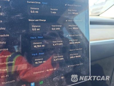 Zdjęcie 9 z 13 samochodu: 2023 TESLA MODEL Y VIN:7SAYGDEE3PA149167 - miniatura