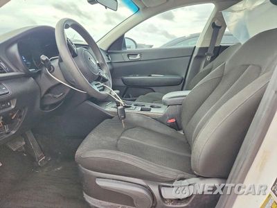 Zdjęcie 7 z 13 samochodu: 2019 KIA OPTIMA LX VIN:5XXGT4L35KG285167 - miniatura