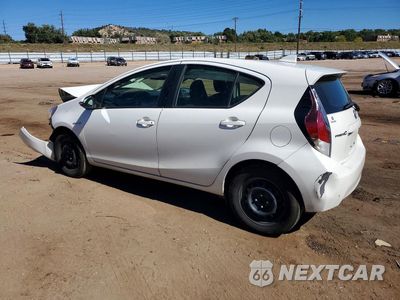 Drugie zdjęcie samochodu z przodu: 2015 TOYOTA PRIUS C TWO VIN:JTDKDTB32F1585494 - miniatura