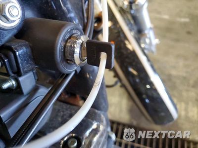 Zdjęcie 8 z 9 samochodu: 2003 HARLEY-DAVIDSON XL1200 C VIN:1HD1CGP163K405466 - miniatura