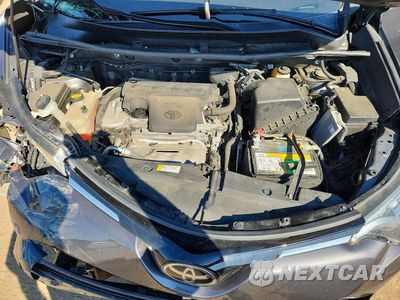 Zdjęcie 11 z 12 samochodu: 2017 TOYOTA RAV4 XLE VIN:2T3RFREV0HW694338 - miniatura