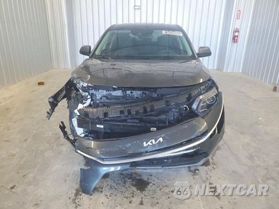Piąte zdjęcie samochodu w środku: 2026 KIA NIRO LX VIN:KNDCP3LE7T5335703 - miniatura