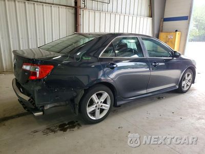 Trzecie zdjęcie samochodu z tyłu: 2014 TOYOTA CAMRY SE VIN:4T1BF1FK1EU460589 - miniatura