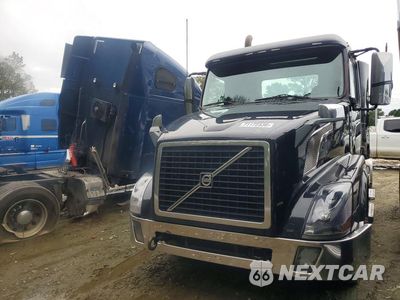 2012 VOLVO VNL SEMI TRUCK 4V4NC9EJ0CN559417 - główne zdjęcie licytacji z USA - miniatura