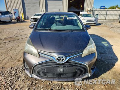 Piąte zdjęcie samochodu w środku: 2015 TOYOTA YARIS 5-DOOR LE VIN:VNKKTUD32FA021194 - miniatura