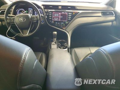 Zdjęcie 8 z 12 samochodu: 2018 TOYOTA CAMRY SE VIN:4T1B11HK8JU146153 - miniatura
