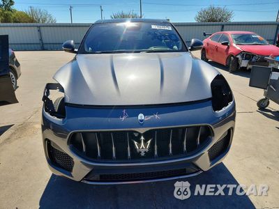 Piąte zdjęcie samochodu w środku: 2023 MASERATI GRECALE GT VIN:ZN682AVA2P7438796 - miniatura