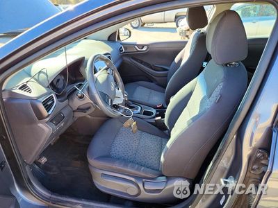 Zdjęcie 7 z 13 samochodu: 2019 HYUNDAI IONIQ PLUG-IN HYBRID BASE VIN:KMHC65LDXKU182546 - miniatura