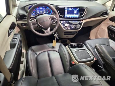 Zdjęcie 8 z 13 samochodu: 2024 CHRYSLER PACIFICA TOURING L VIN:2C4RC1BG4RR155300 - miniatura