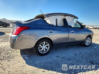 Trzecie zdjęcie samochodu z tyłu: 2017 NISSAN VERSA 1.6 S VIN:3N1CN7AP0HL819904 - miniatura