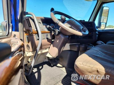 Zdjęcie 8 z 14 samochodu: 2015 VOLVO VNL SEMI TRUCK VIN:4V4NC9EH7FN177001 - miniatura
