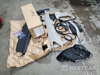 Zdjęcie 13 z 14 samochodu: 2022 AUDI E-TRON PREMIUM VIN:WA1AAAGE5NB013258 - miniatura