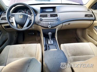 Zdjęcie 8 z 13 samochodu: 2009 HONDA ACCORD LX VIN:1HGCP26329A144924 - miniatura