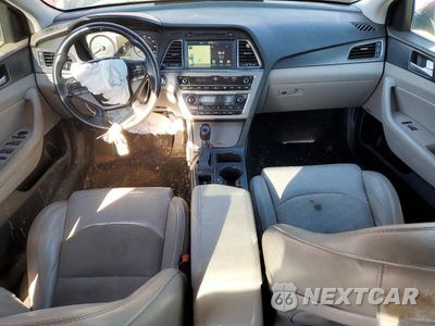 Zdjęcie 8 z 13 samochodu: 2015 HYUNDAI SONATA SPORT VIN:5NPE34AF7FH113401 - miniatura