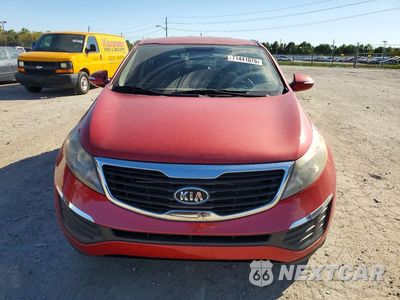 Piąte zdjęcie samochodu w środku: 2011 KIA SPORTAGE LX VIN:KNDPB3A20B7084194 - miniatura