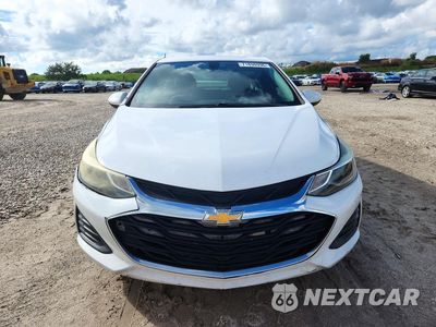 Piąte zdjęcie samochodu w środku: 2019 CHEVROLET CRUZE LT VIN:1G1BE5SM7K7118637 - miniatura