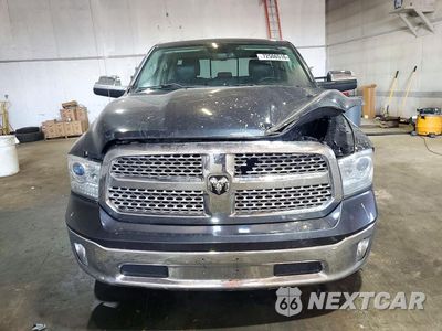 Piąte zdjęcie samochodu w środku: 2015 RAM 1500 LARAMIE VIN:1C6RR7JT3FS545371 - miniatura
