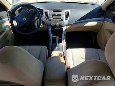 Zdjęcie 8 z 12 samochodu: 2010 HYUNDAI SONATA GLS VIN:5NPET4ACXAH636345 - miniatura