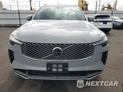 Piąte zdjęcie samochodu w środku: 2025 VOLVO XC90 PLUS VIN:YV4M12PB1S1375603 - miniatura