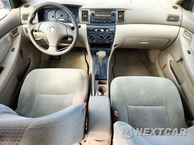 Zdjęcie 8 z 12 samochodu: 2005 TOYOTA COROLLA CE VIN:JTDBR32E052067539 - miniatura