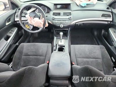 Zdjęcie 8 z 12 samochodu: 2010 HONDA ACCORD EX VIN:1HGCP2F74AA078335 - miniatura