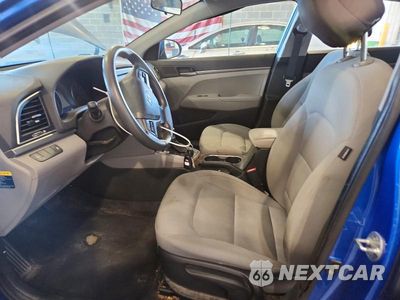 Zdjęcie 7 z 12 samochodu: 2018 HYUNDAI ELANTRA SE VIN:KMHD74LF5JU454285 - miniatura