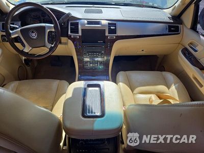 Zdjęcie 8 z 13 samochodu: 2007 CADILLAC ESCALADE LUXURY VIN:1GYFK63807R288823 - miniatura