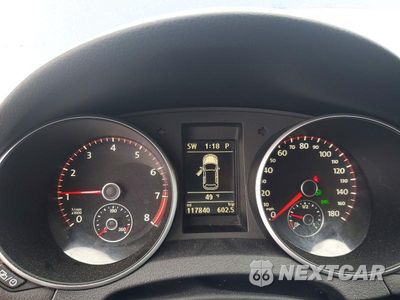 Zdjęcie 9 z 12 samochodu: 2013 VOLKSWAGEN GTI VIN:WVWFV7AJ8DW018468 - miniatura