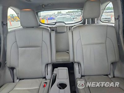Zdjęcie 10 z 13 samochodu: 2019 TOYOTA HIGHLANDER XLE VIN:5TDKZRFH5KS348036 - miniatura