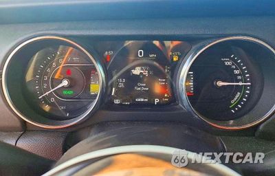 Zdjęcie 9 z 12 samochodu: 2023 JEEP WRANGLER SAHARA 4XE VIN:1C4JJXP69PW642647 - miniatura