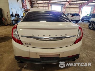 Zdjęcie 6 z 12 samochodu: 2015 LINCOLN MKS VIN:1LNHL9FT8FG600759 - miniatura