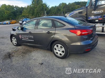 Drugie zdjęcie samochodu z przodu: 2015 FORD FOCUS S VIN:1FADP3E29FL310668 - miniatura