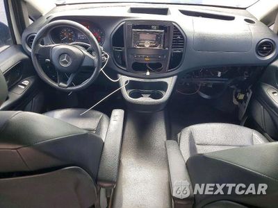 Zdjęcie 8 z 13 samochodu: 2016 MERCEDES-BENZ METRIS VIN:WD4PG2EE3G3113255 - miniatura