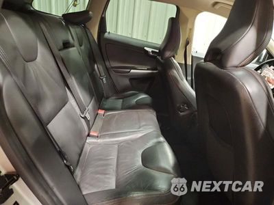 Zdjęcie 10 z 13 samochodu: 2010 VOLVO XC60 T6 VIN:YV4992DZ0A2031513 - miniatura