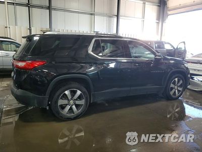 Trzecie zdjęcie samochodu z tyłu: 2018 CHEVROLET TRAVERSE LT VIN:1GNEVHKW5JJ187343 - miniatura
