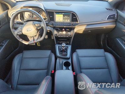 Zdjęcie 8 z 12 samochodu: 2017 HYUNDAI ELANTRA SPORT VIN:KMHD04LB2HU335489 - miniatura